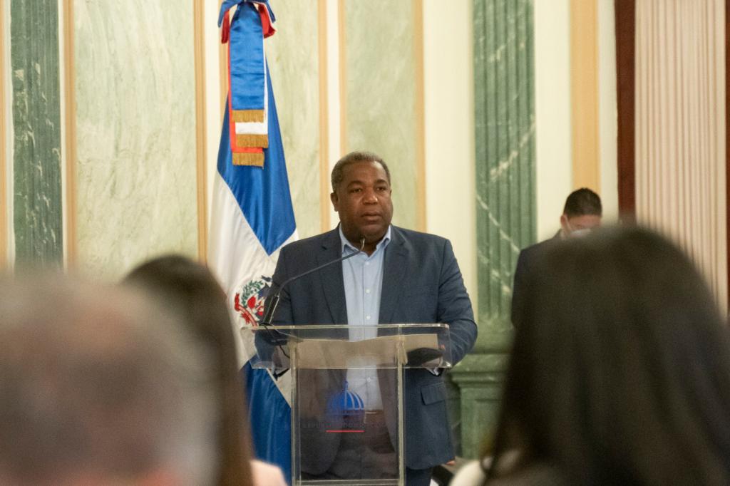 Gabinete Social apoya programa “Familias Acompañadas” para afectados por el coronavirus