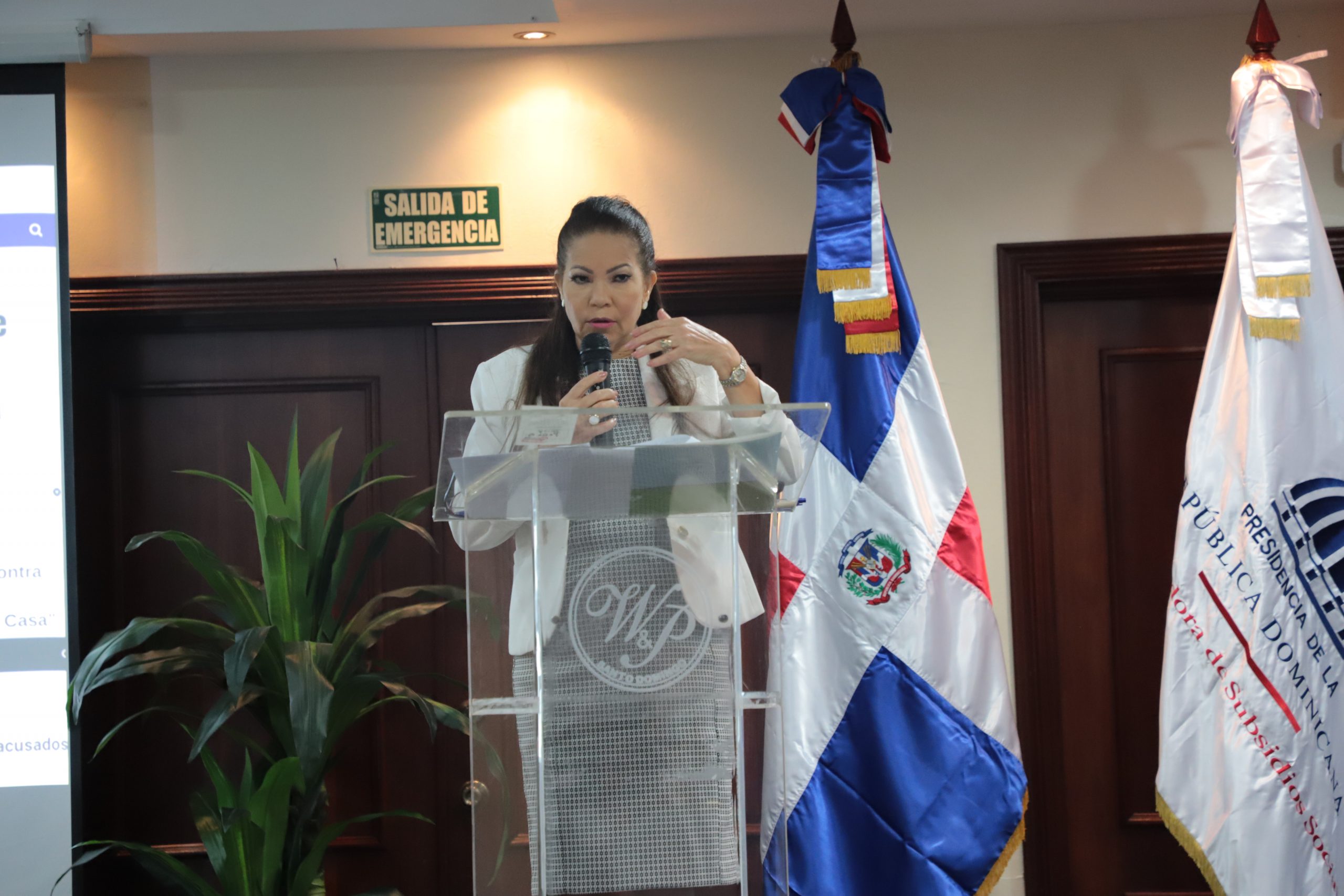 ADESS pide a líderes de asociaciones de comerciantes colaborar para eliminar sustracciones a subsidios sociales