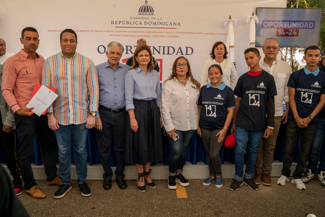Vicepresidenta Raquel Peña y el Gabinete Social inauguran programa “Oportunidad 14-24” en San José de las Matas