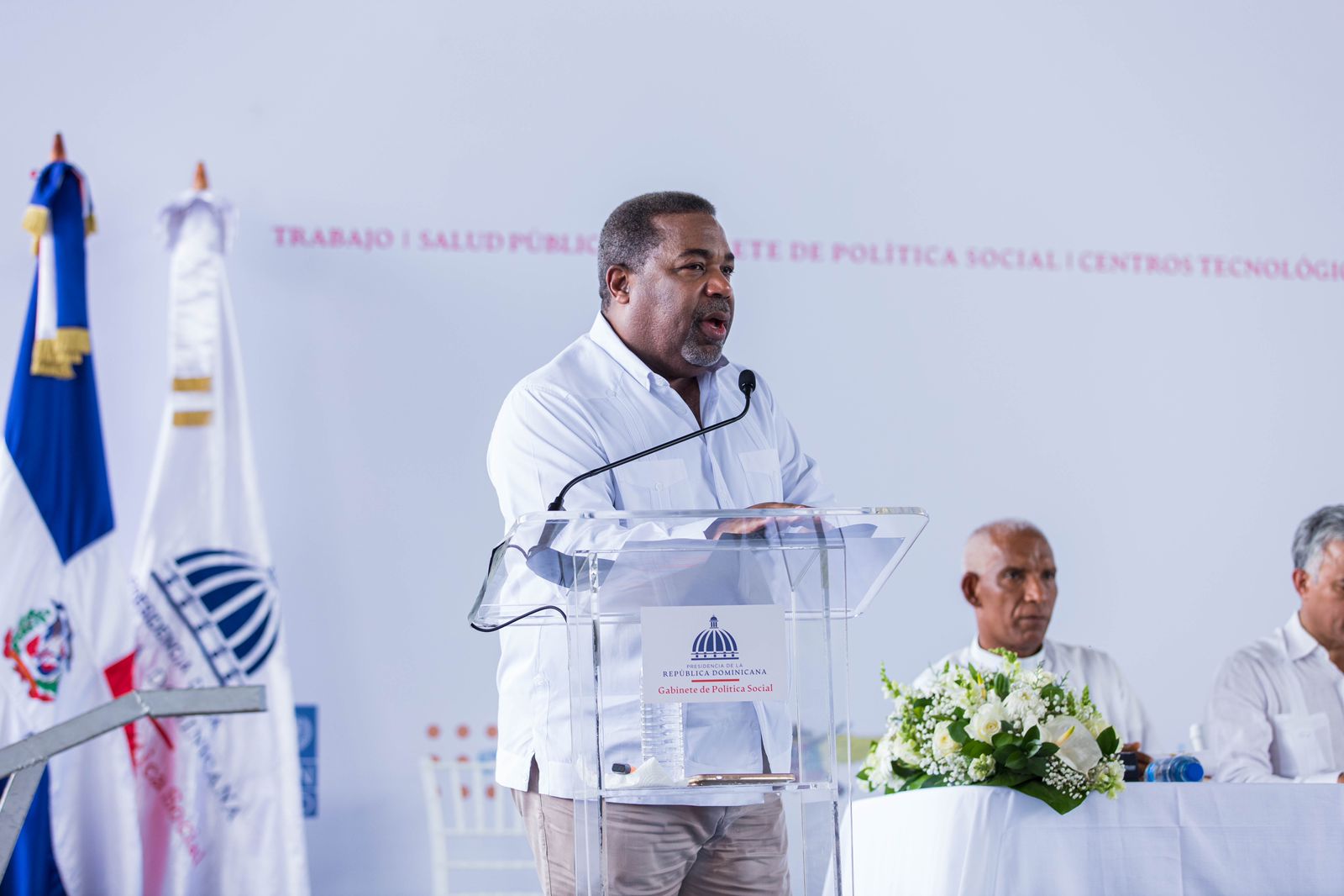 Presidente encabeza apertura de centro de capacitación del programa “Oportunidad 14-24” en La Romana